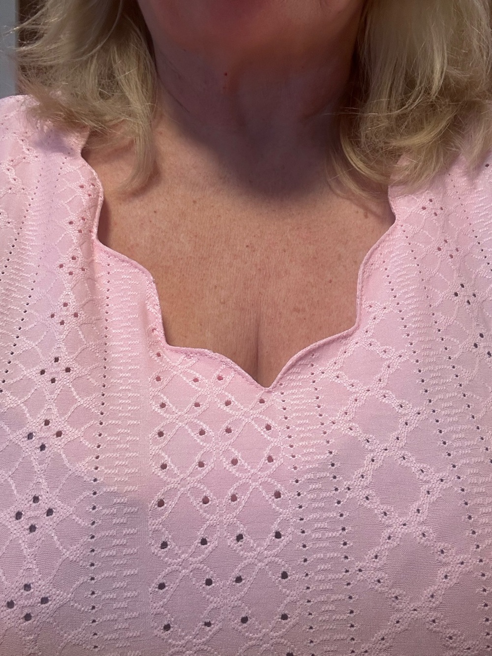 Plus size 2X (tag says 4X) Pink Eyelet Scalloped  Neckline Midi Dress